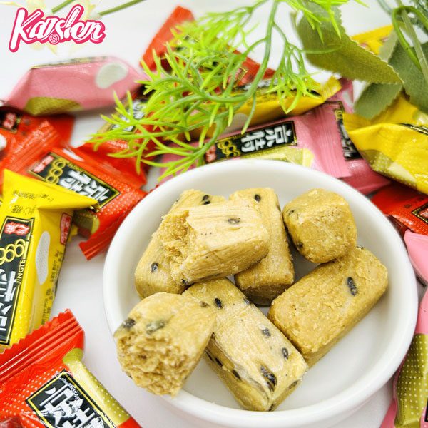Sesame nut crisp candy